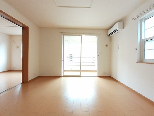 オードシェルⅠの居間・リビング|おしゃれな居間です