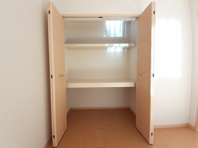 リヴァンスＢの収納|大きなものも収納できそうです