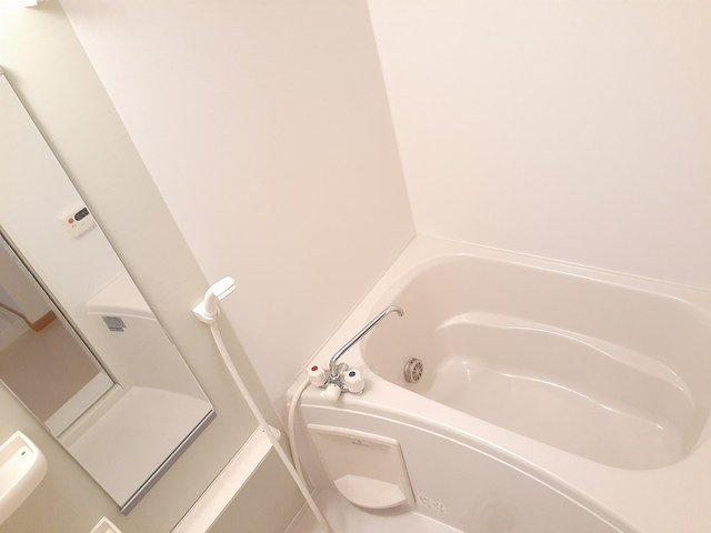 カトル・セゾン　Ｂの浴室|お風呂です