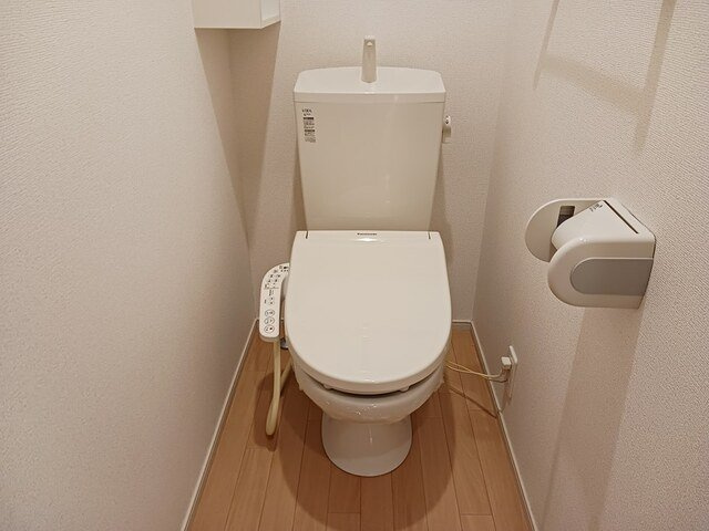 シェル・トゥールＢのトイレ|ゆったりとした空間のトイレです