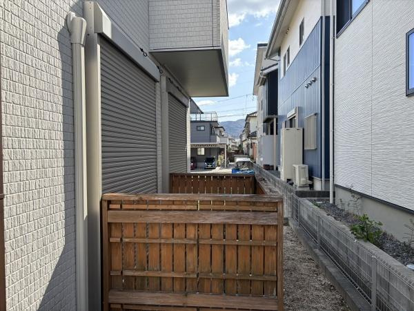 幸田町大字菱池・中古戸建の庭|ウッドデッキやBBQ。想像が膨らむお庭