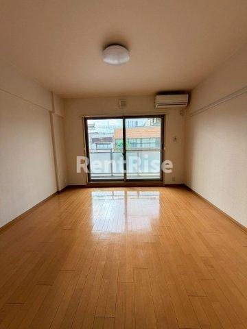 エスペランサ真清田の玄関