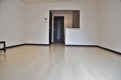 【居間・リビング】 | レオネクストグレイスメゾン | 人気なカウンターキッチン