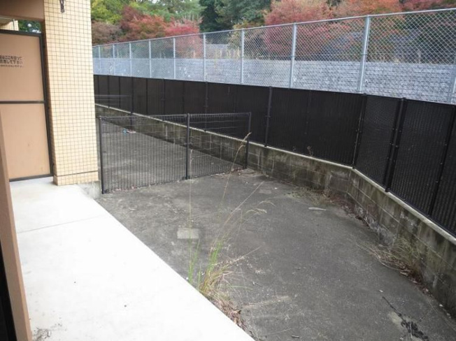 【庭】 | マ･テール城南