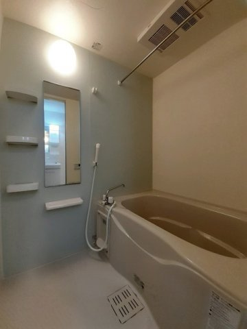 ハイグレイス３番館の浴室