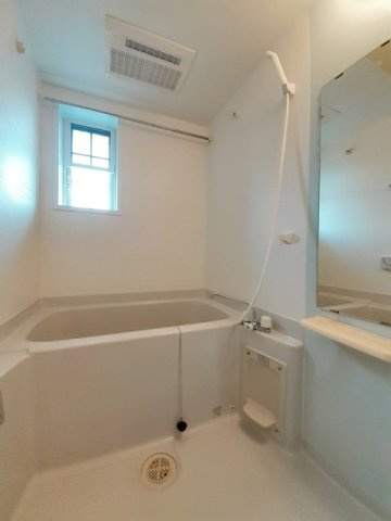 フォンテーヌ小倉Ｃの浴室