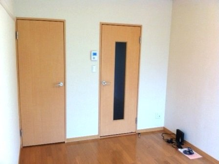 レオパレスヴィラ白金の居間・リビング