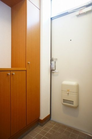 セトルメント　Ｙの玄関