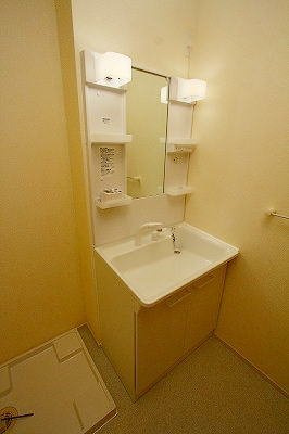 サンハピネスＣの洗面所