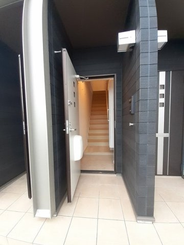 レーヴ　Ⅸのエントランス