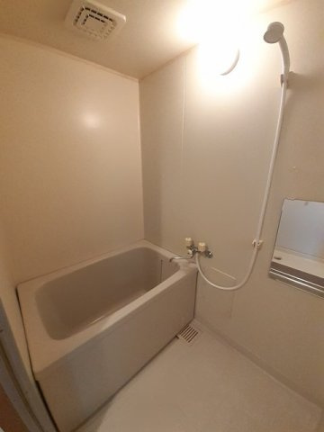 キャロット壱番館の浴室