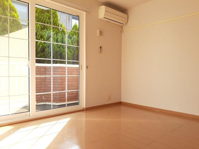 アルバ・ブリーゼ　Ⅱの居間・リビング