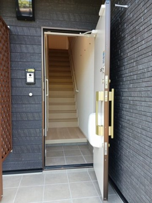 【玄関】 | アルタハイムＡ