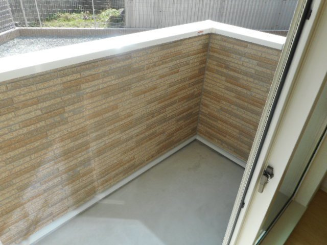 サーム・ヴェリテのバルコニー