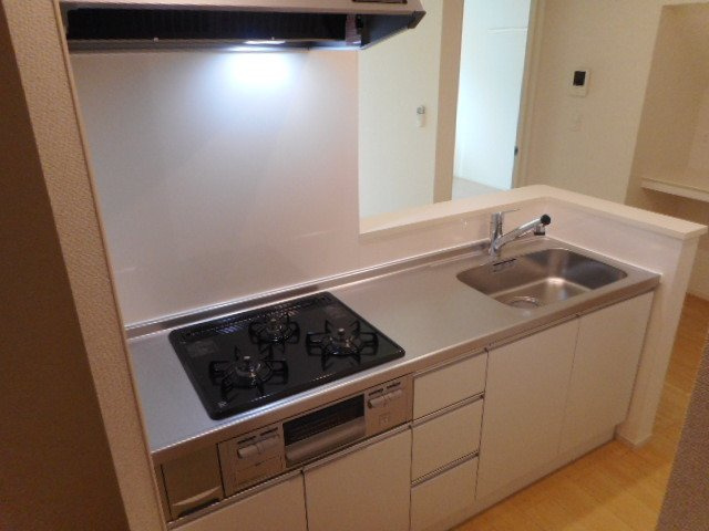 サーム・ヴェリテのキッチン