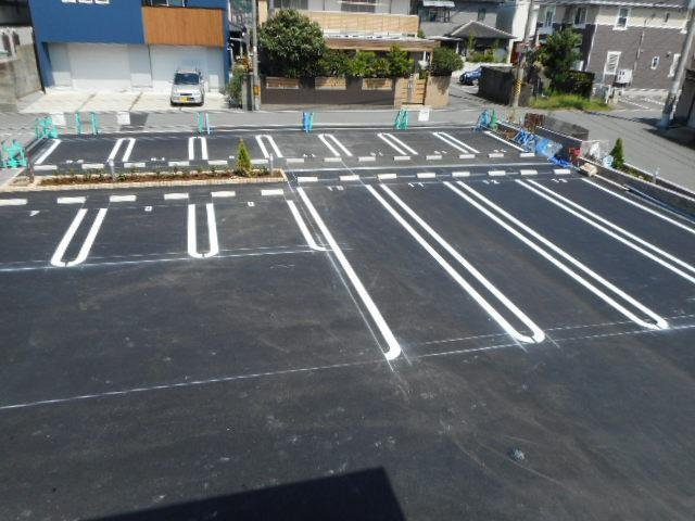 プルメリアⅡの駐車場