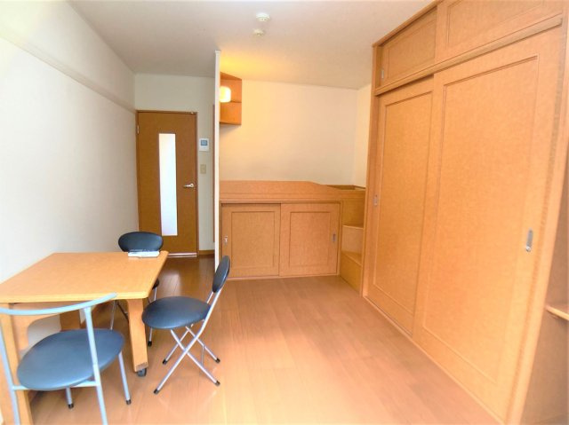 レオパレスサンシャイン紫原の寝室|設備・仕様は号室により異なる為、現況を優先致します。