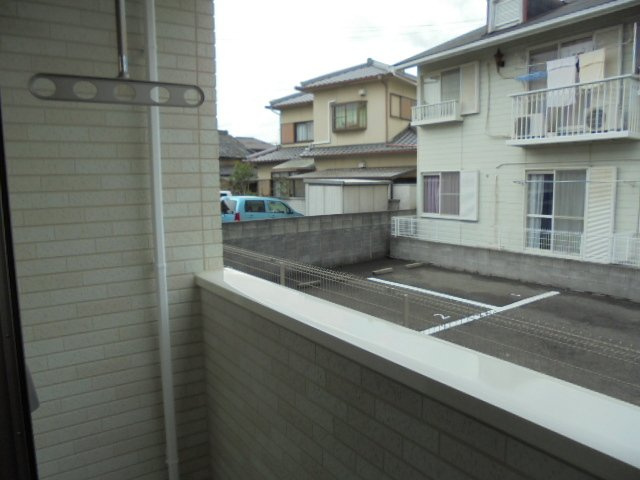 ネオ　トークのバルコニー