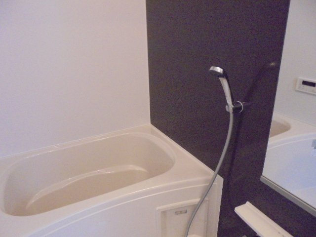 ネオ　トークの浴室