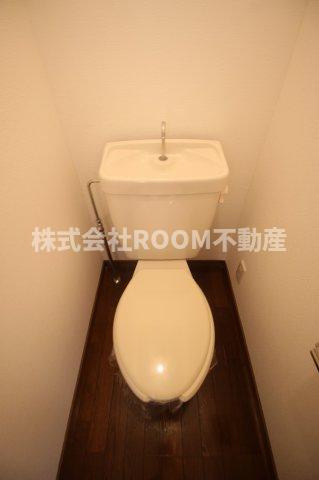 イーストウッドマンションのトイレ|落ち着いたトイレです