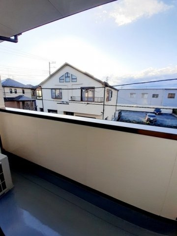 メゾン　ニューモウトのバルコニー