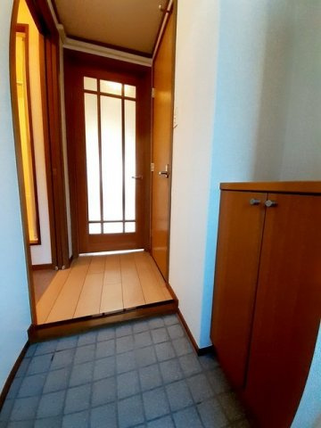 メゾン　ニューモウトの玄関