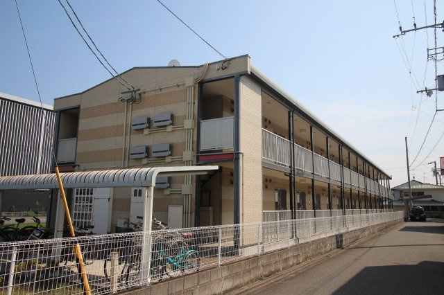 レオパレスソレーユの外観