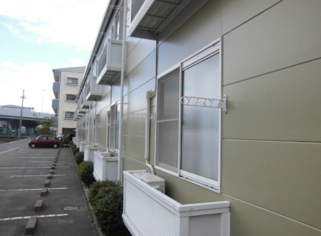 レオパレスユアーズⅢのその他|備品や設備仕様は号室等により異なります現地をご確認下さい。