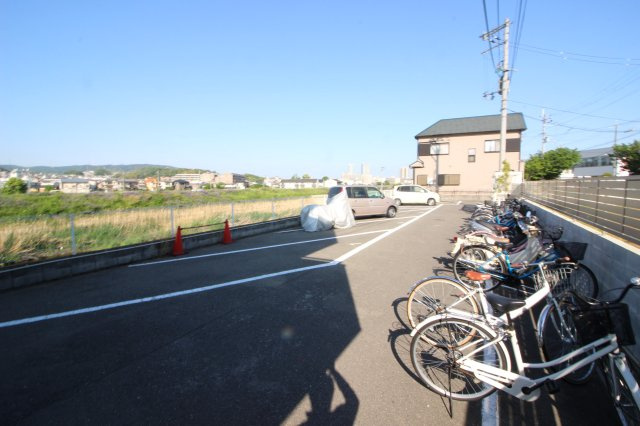 【駐車場】 | シャトーボヌゥール郡家本町