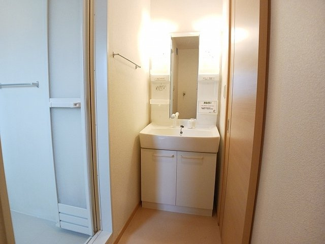 【洗面所】 | Ｎｅｏエミサト　Ａ | コンパクトで使いやすい洗面所
