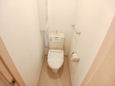 【トイレ】 | Ｎｅｏエミサト　Ａ | シンプルで使いやすいトイレです