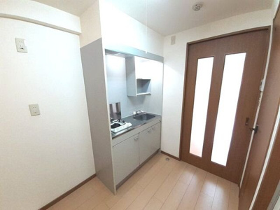 【キッチン】 | アビタシオン柳町 | キッチンでお料理をお楽しみください