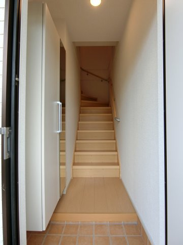 モンリーブル　Ⅱの玄関