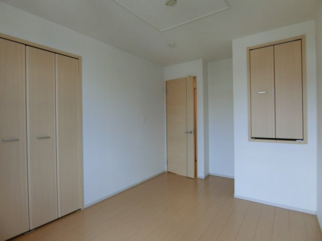 モンリーブル　Ⅱの洋室