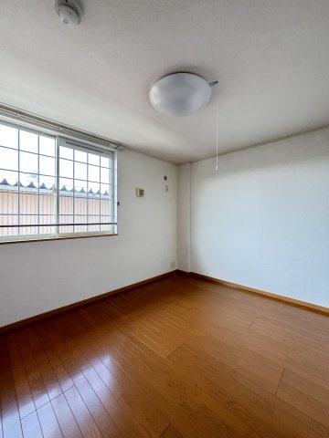 サンリュー　０７　Ｃの洋室