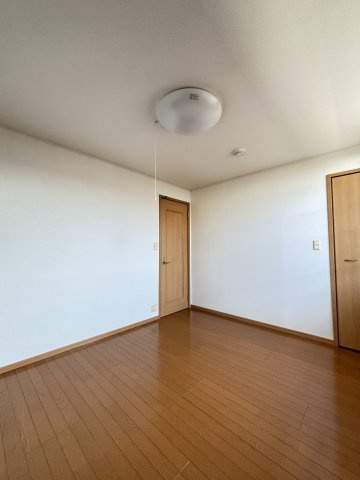 サンリュー　０７　Ｃの洋室