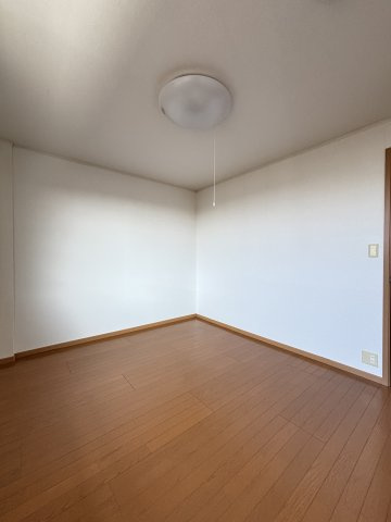 サンリュー　０７　Ｃの洋室