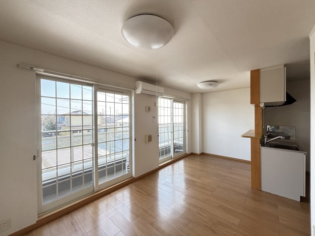 サンリュー　０７　Ｃの居間・リビング