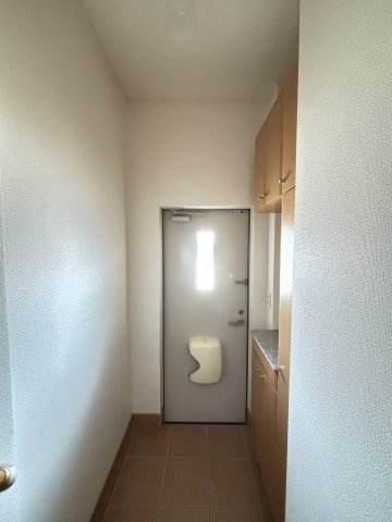 サンリュー　０７　Ｃの玄関