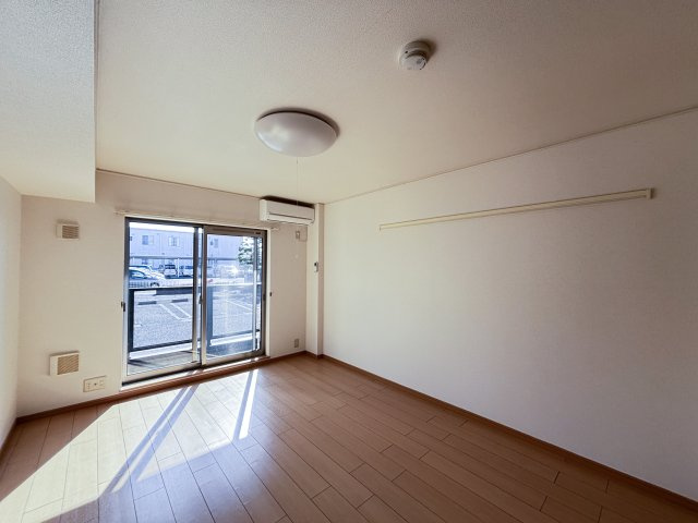 ピュアセルト森尾Ⅱの居間・リビング