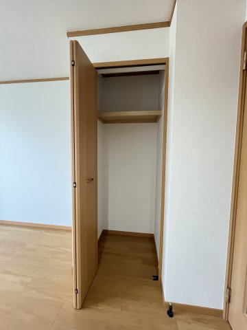 デフィ・チョーＢの収納