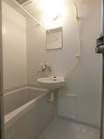 ガーデンスクウェアの浴室