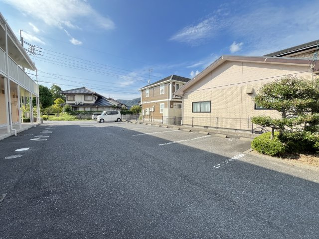 ガーデンスクウェアの駐車場