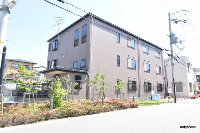 シャルマン・クレールの外観