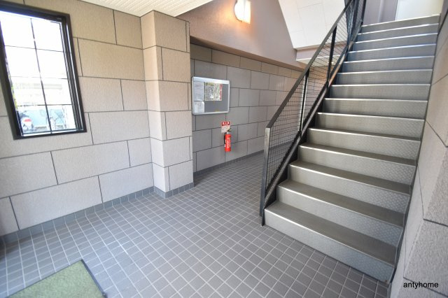 シャルマン・クレールのロビー