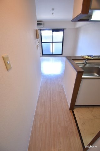 シャルマン・クレールのその他