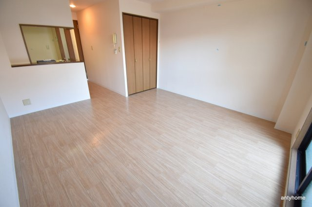 シャルマン・クレールの居間・リビング