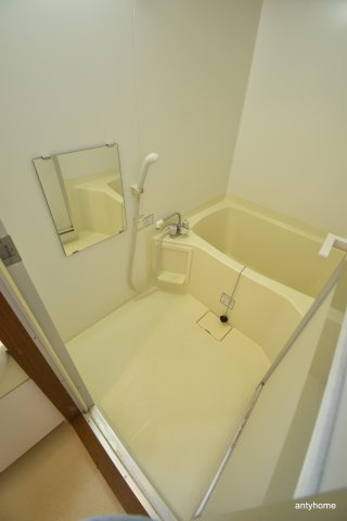 シャルマン・クレールの浴室