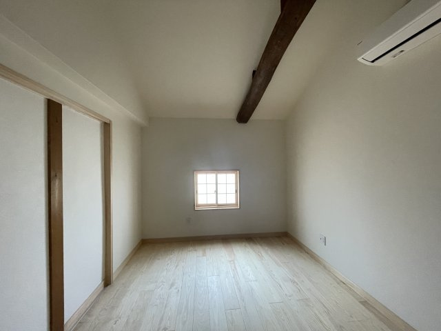 くつろぎ亭の洋室