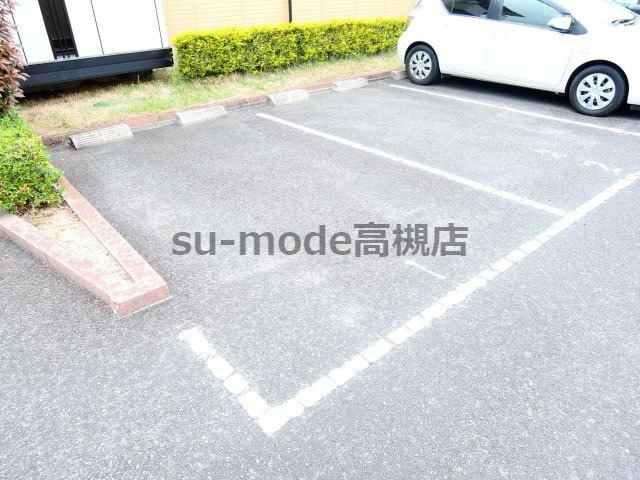 カサブランカⅡの駐車場